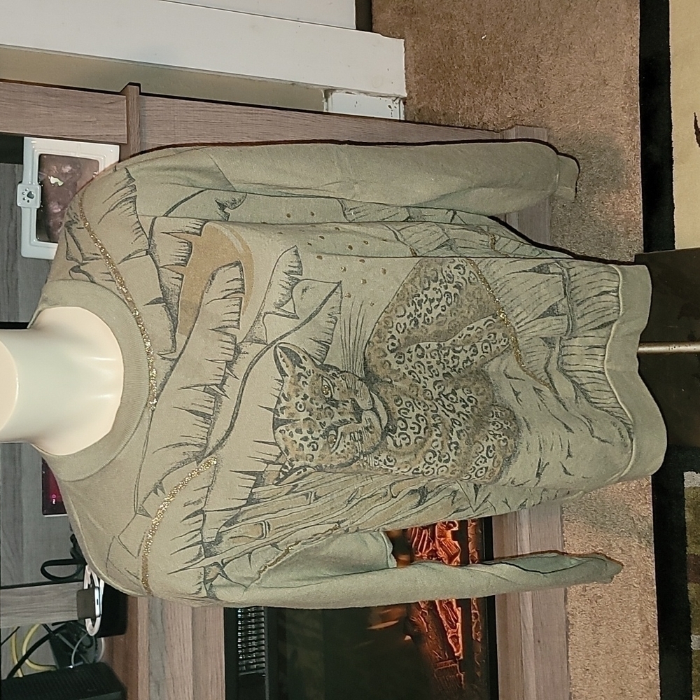 -> Pink Elephant Ltd Chetta Sweatshirt